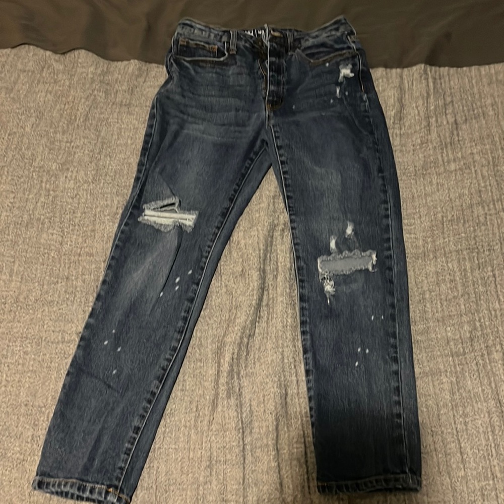 Destructed jeans, size 9